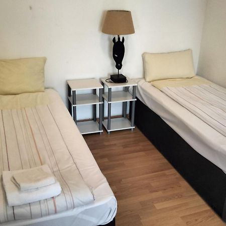 Praktische City Apartments Direkt Am Hauptbahnhof Neumünster Kültér fotó