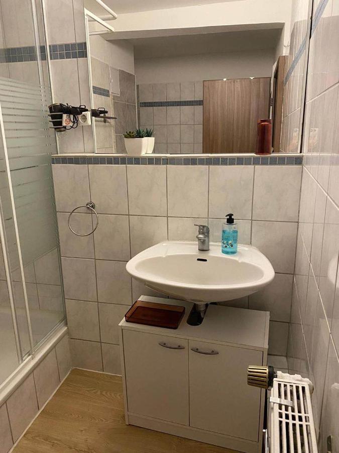 Praktische City Apartments Direkt Am Hauptbahnhof Neumünster Kültér fotó