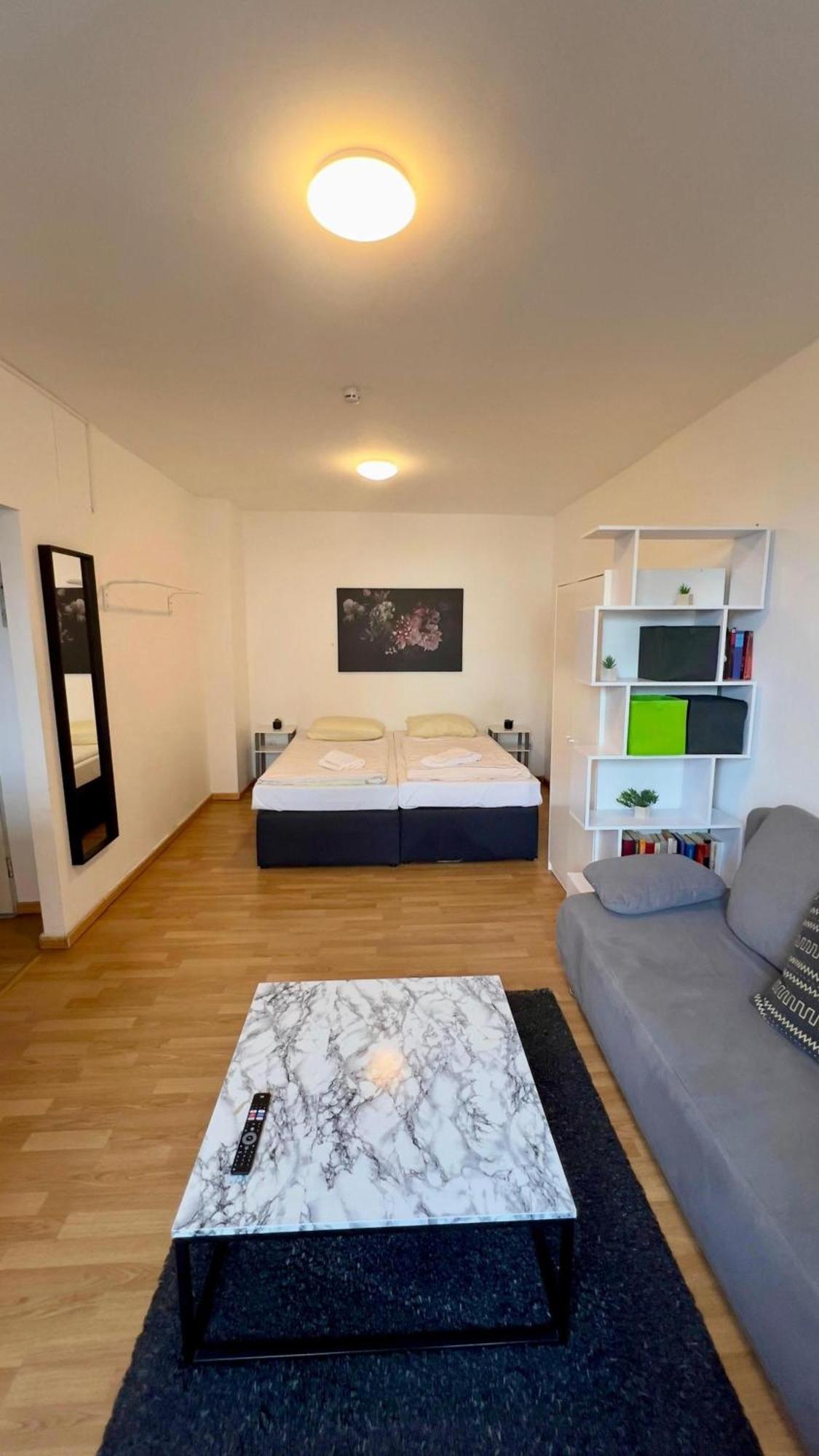 Praktische City Apartments Direkt Am Hauptbahnhof Neumünster Kültér fotó