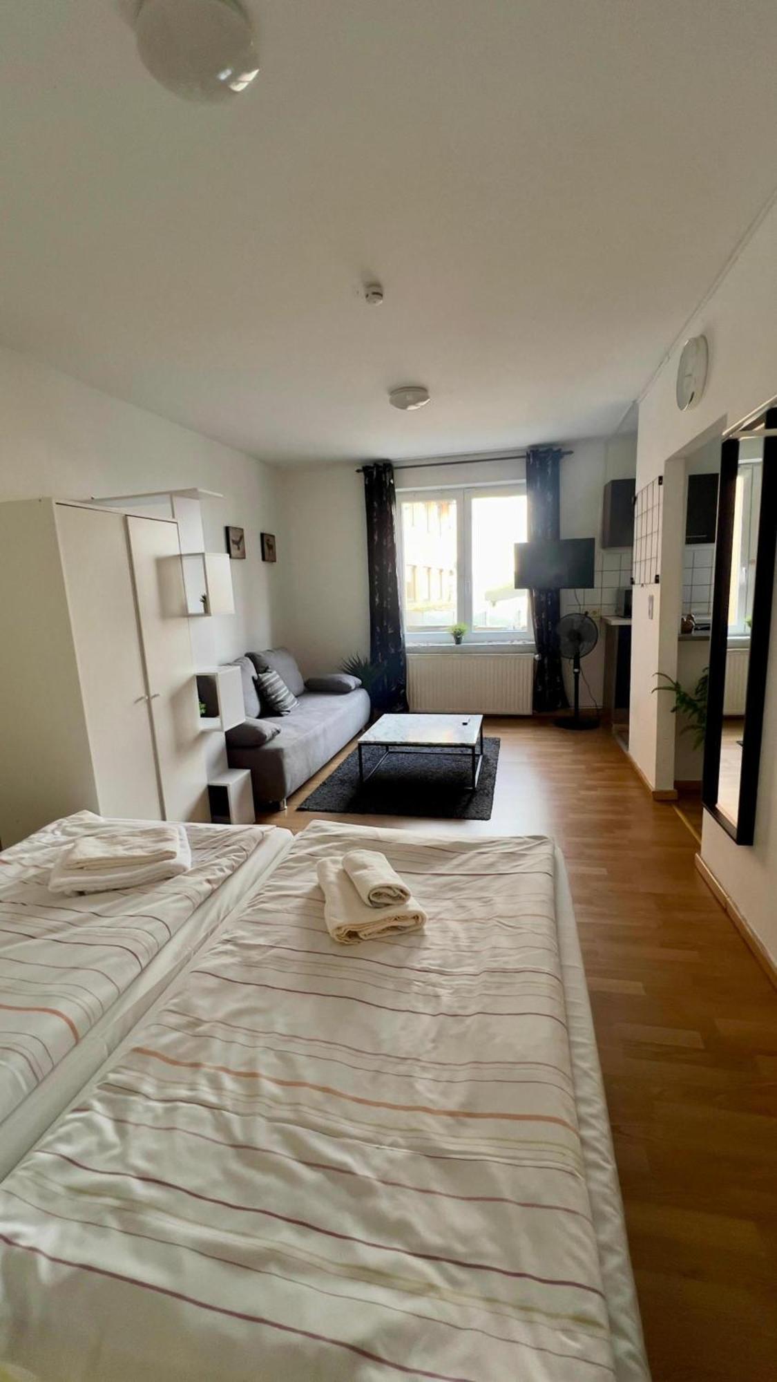 Praktische City Apartments Direkt Am Hauptbahnhof Neumünster Kültér fotó