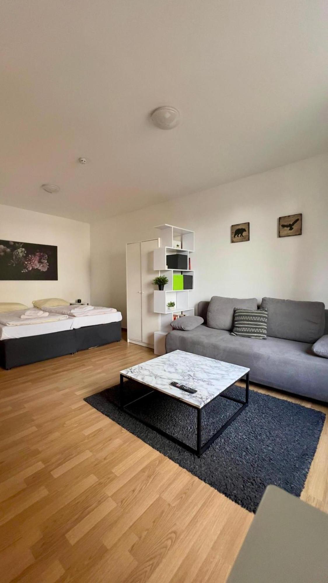Praktische City Apartments Direkt Am Hauptbahnhof Neumünster Kültér fotó